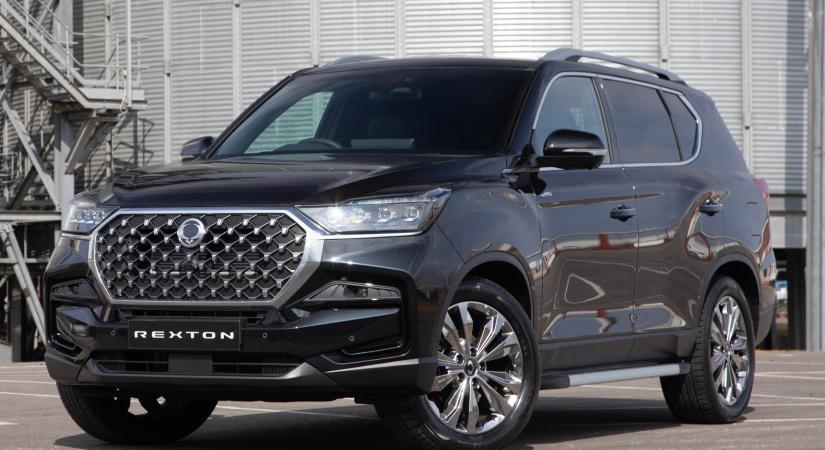 SUV-nak álcázott haszongépjárművet hoz Európába a KGM