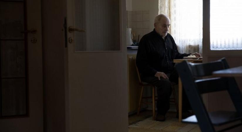 Élőhalottak!: Miért elvárt az apokalipszis, ha zombis? (kritika)