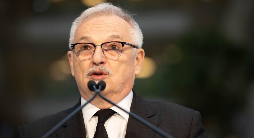 Mire utalhatott Hernádi Zsolt, amikor arról beszélt, hogy "kezd sok lenni" a pluszadókból? - Itt a MOL-szakértő válasza