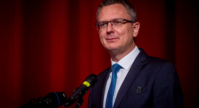 Rétvári Bence: Szent György és Szent Flórián napján a rendőröket és a tűzoltókat ünnepeljük (VIDEÓ)