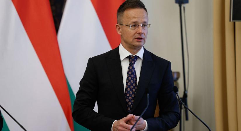 Szijjártó Péter Komárom díszpolgára lett (videó)
