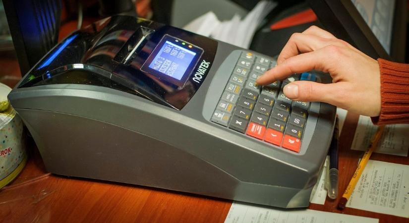 Az e-pénztárgépeké a jövő; hatályba lépett a rendelet