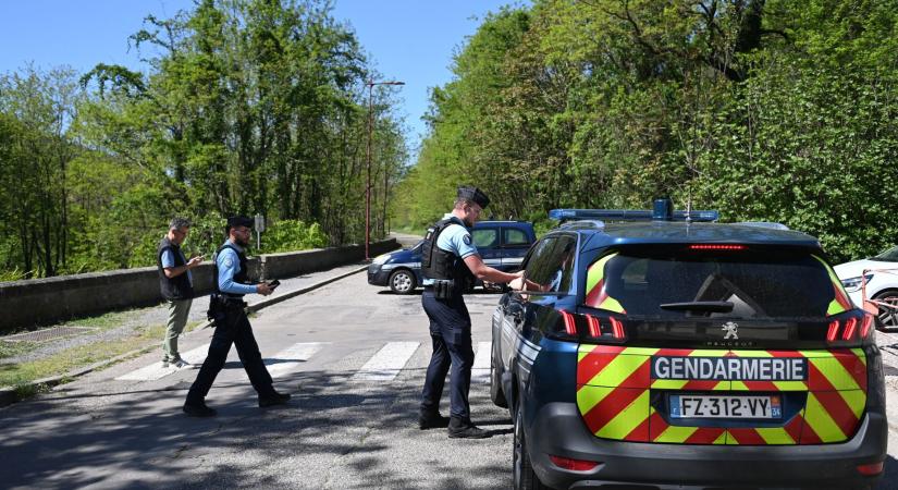 Gyaníthatóan iszlámellenes gyilkosság történt egy francia mecsetben