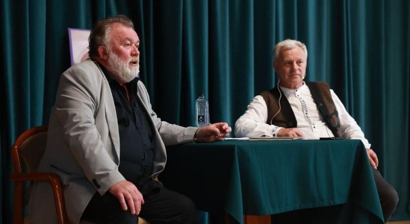 Csuja Imre nagy titkokat osztott meg a szekszárdiakkal (képgaléria)