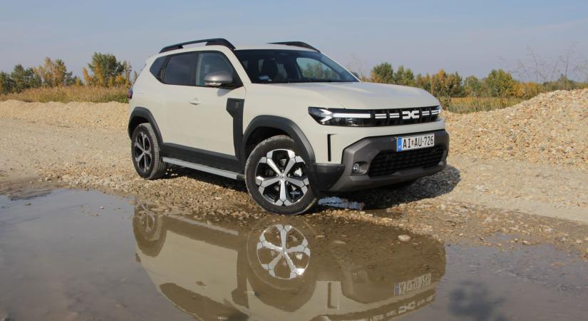 Ez a valaha létezett legjobb Dacia Duster? Teszten a full hibrid változat!