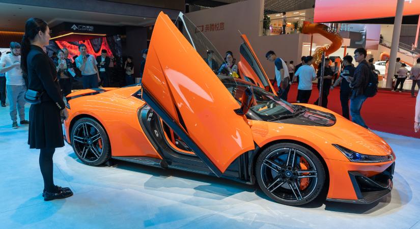 Élőben is lélegzetelállító a Hyptec 1200 lóerős szupersportautója
