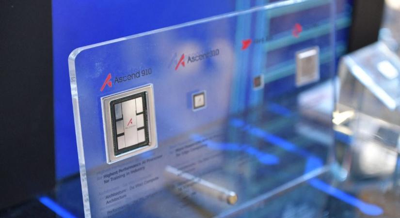 Kína új fegyvere: már teszteli is a Huawei – az Nvidiát is lenyomhatja a szupercsip