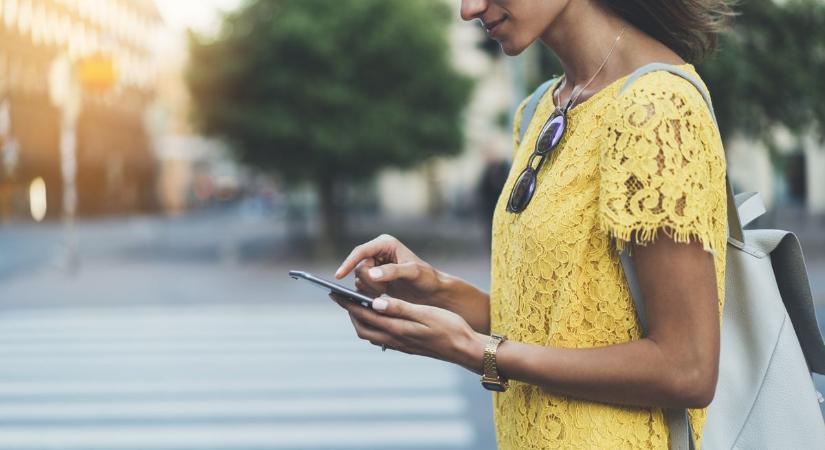 Megdöbbentő üzenete van a mobilozás közben meghalt nyíregyházi kislány tragédiájának
