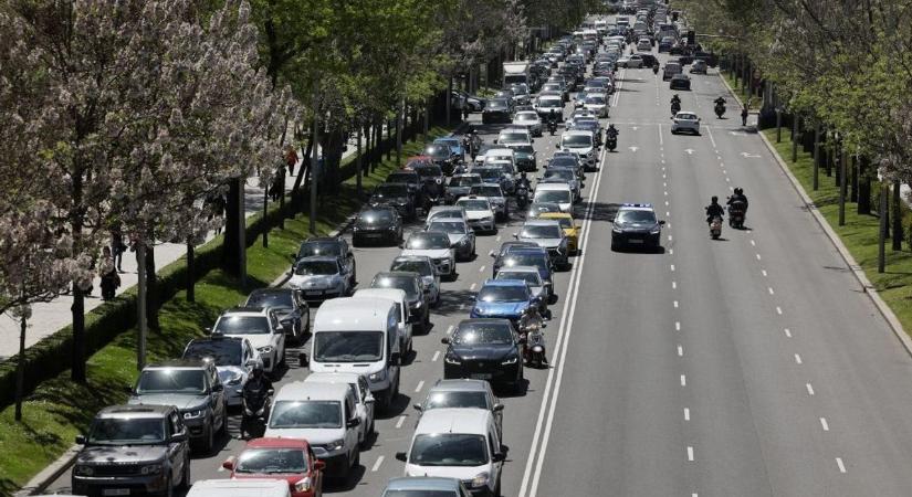 Áramszűnet ide vagy oda bivalyerősek az ibériai tőzsdék