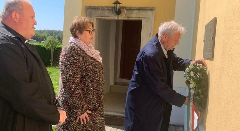 Kópházán emlékeztek Sinkovits Mátyásra, a horvát költőre, kántorra és festőművészre