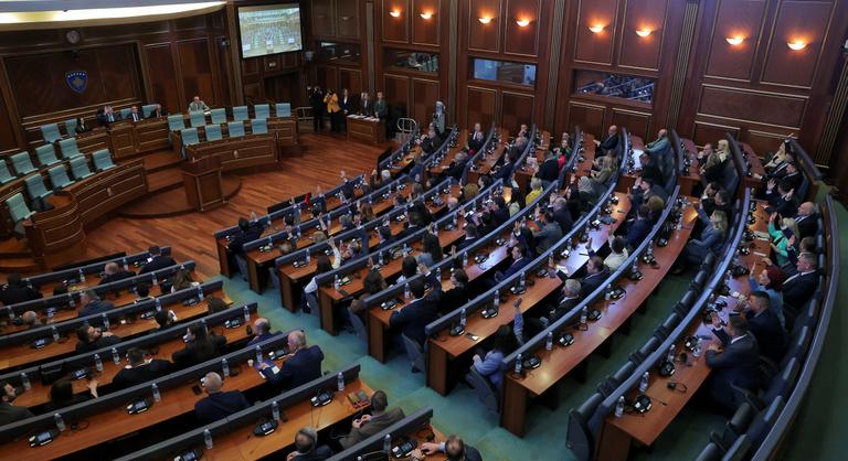 Nyolcadszorra sem sikerült házelnököt választani Koszovóban