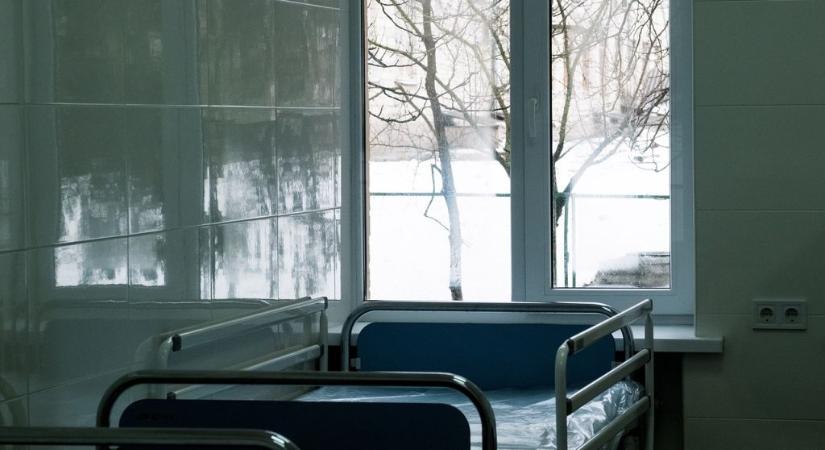 Akár Kína is lehetne? Kamerás beléptetőrendszer épül az állami kórházakban