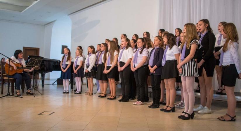 Már a hatvanadik kórustalálkozót tartották a Thury-várban