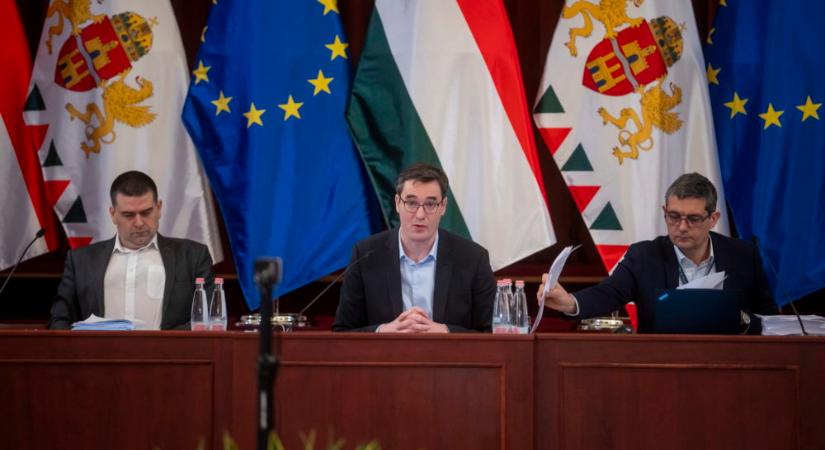 Sára Botond: A főpolgármester jól láthatóan az időt húzza