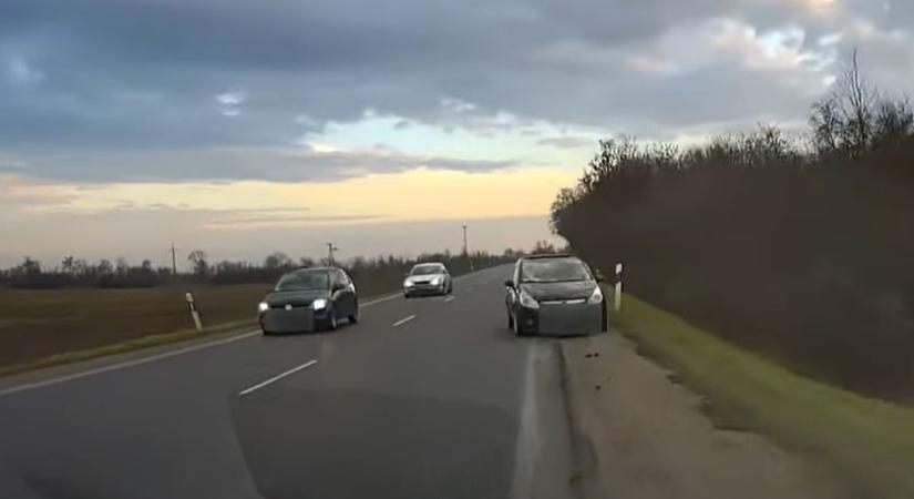 Szabálytalan előzés: centiken múlt a tragédia Borsodban