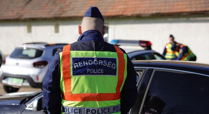 Körözött sofőrt fogtak el a vármegyehatáron