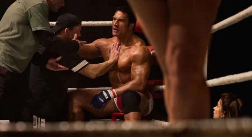 Megérkezett a The Smashing Machine első előzetese, amiben Dwayne Johnson egy UFC-legenda bőrébe bújik