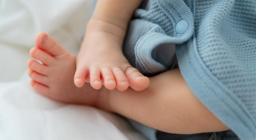 Fájt, de..: gyönyörű hír jött megszületett a Nyerő Páros sztárjának babája, kisfiú