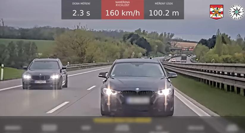 Az év bunkó sofőrje: 160-nál villogta le a rendőröket - videó