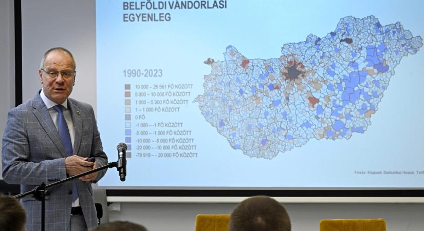 Navracsics Tibor: kikerülhet egy vitatott pont a helyi önazonosság védelméről szóló törvénytervezetből