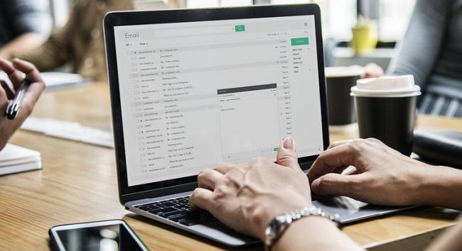 Új eszközök és technológiák beszerzésére, informatikai fejlesztésekre lehet pályázni