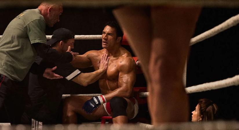 Itt van a film előzetese, amivel Dwayne Johnson az Oscarra pályázik