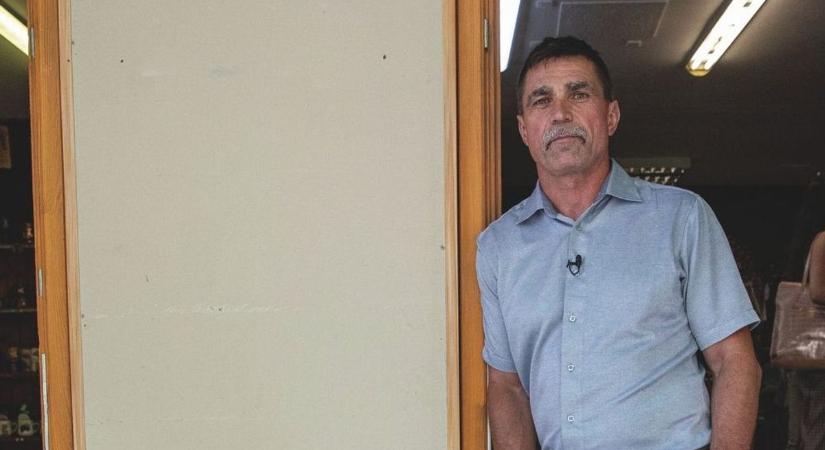 Ambrus Attila hoppon maradt Esztergomban, még mindig keresi új boltja helyszínét