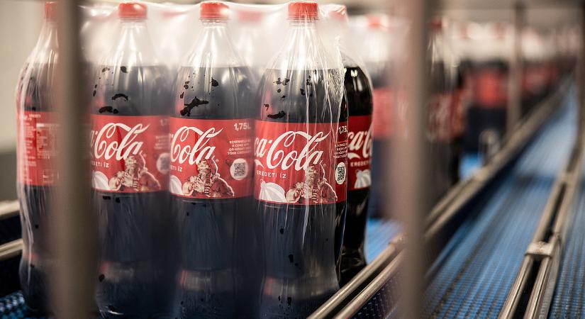 Az étkezési reformok sem tudják kikezdeni a Coca-Colát