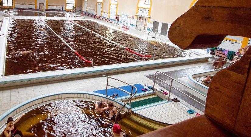 Fél évig zárva lesz a Gyulai Várfürdő egyik kedvelt részlege