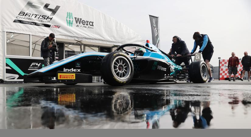 Az összetett második helyére kapaszkodott vissza a két dobogót elérő Molnár Martin a brit F4 szezonnyitóján