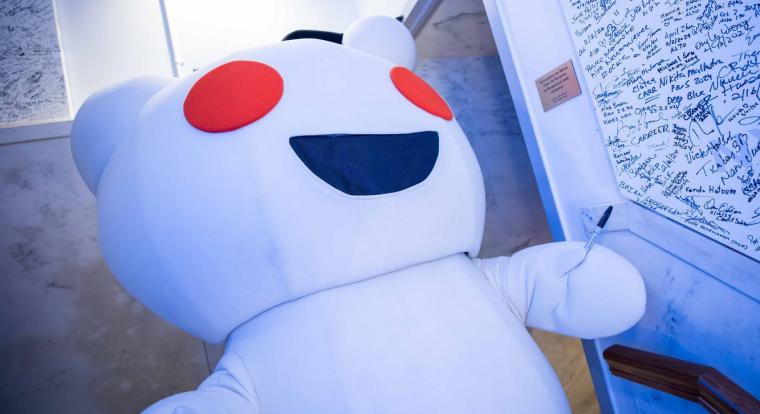 AI-chatbotokkal végzett titkos Reddit-kísérlet - jogi lépéseket fontolgat a platform