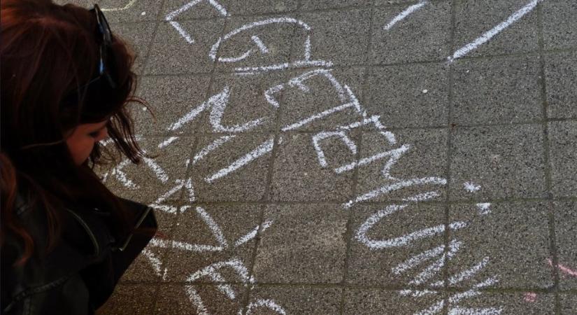 „Egymástól néhány utcányira működnek pár fős képzések” – nyilatkozott a Pázmány Egyetem a Károlis bölcsészhallgatók átvételéről