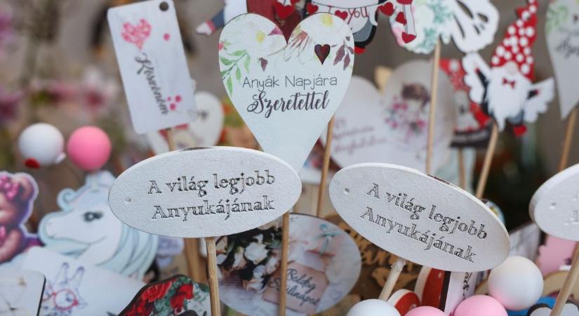 Megnéztük, mi a sláger idén a szegedi és kisteleki üzletekben