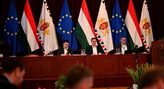 Nem jelent meg a fővárosi közgyűlésen Kollár Kinga  videó