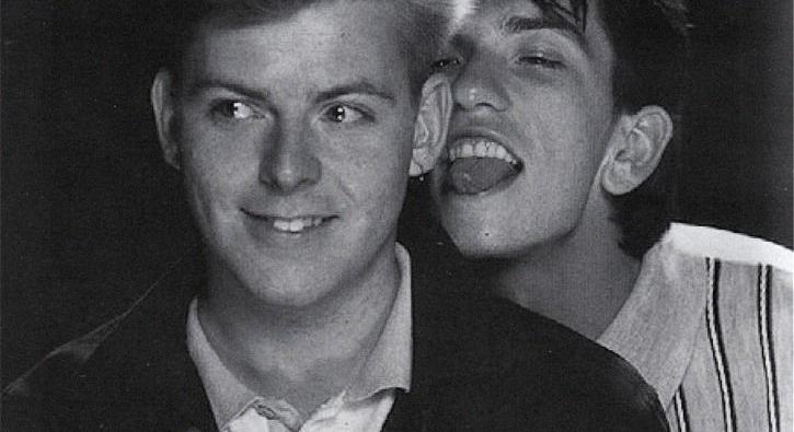 Andy Rourke überelhetetlen basszus témája