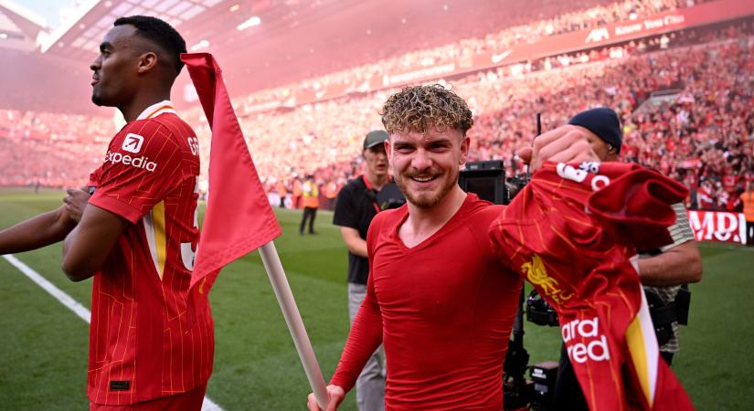 „Örökre itt akarok játszani” – maradásáért harcol a Liverpool üdvöskéje