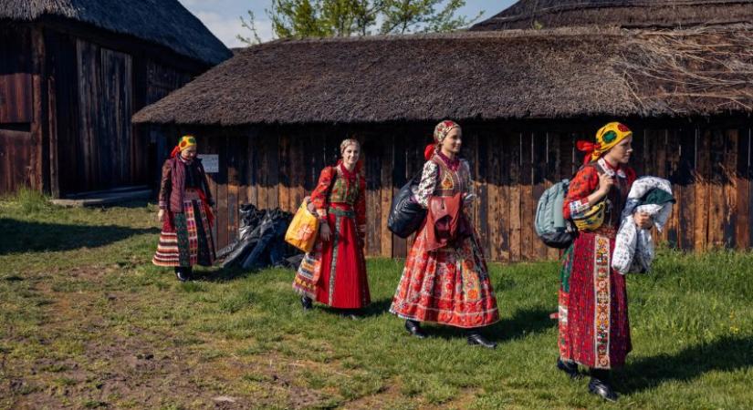 Káel Csaba és Lajos Tamás táncfilmmel bizonyítják, hogy nemcsak irányítani, de filmezni is szeretnek