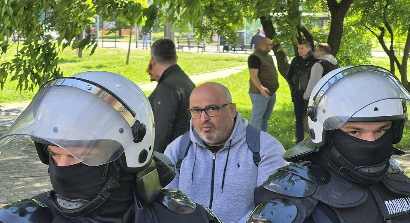 A Testnevelési Kar tiltakozó hallgatói a Patrik Drid dékán menesztését követelik