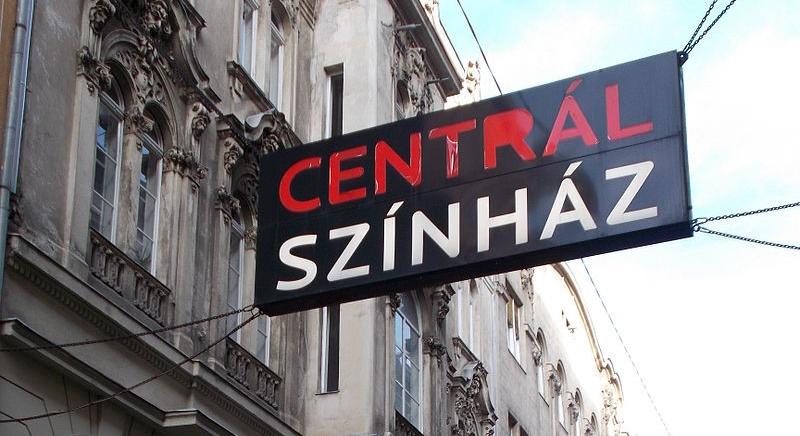 Rosszul lett Balsai Móni színművész, elmarad a Centrál Színház ma esti előadása