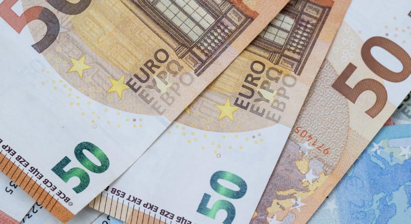 Legyen résen, ha ilyen valutája van: hamarosan kivonják az 50 eurós bankjegyeknek egy részét