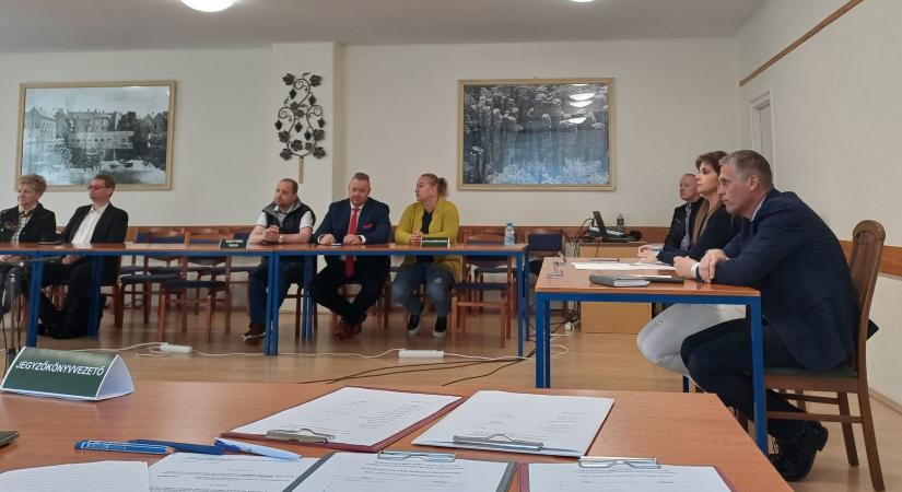 Döntöttek: pályáznak az iskola tornatermének felújítása érdekében