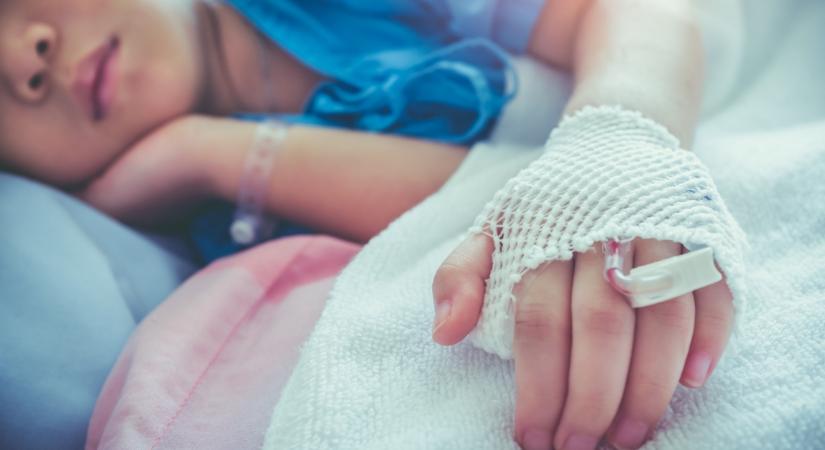 Felrobbant egy mosókapszula a 4 éves Luca kezében: sokkolóak a következmények - Fotó