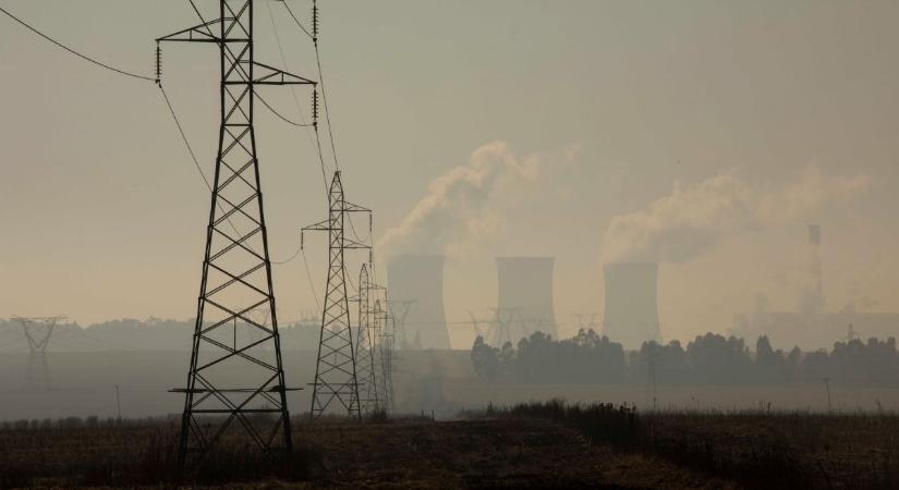 Spanyol áramkimaradások: Az elhibázott uniós zöldítés szerepe és az európai energiahálózat kihívásai