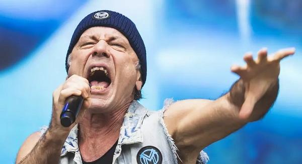Bruce Dickinson-nak már 18 demófelvétele van az új szólóalbumához