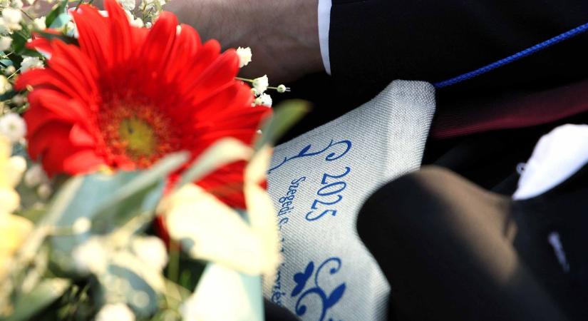 Traktorokkal, motorokkal és hangszerekkel is búcsúztak – ilyenek voltak az idei ballagások