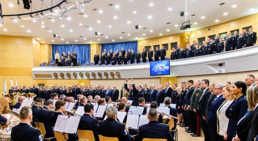 Kaposvári, nagyatádi és marcali tűzoltó is díjat kapott Szent Flórián napján