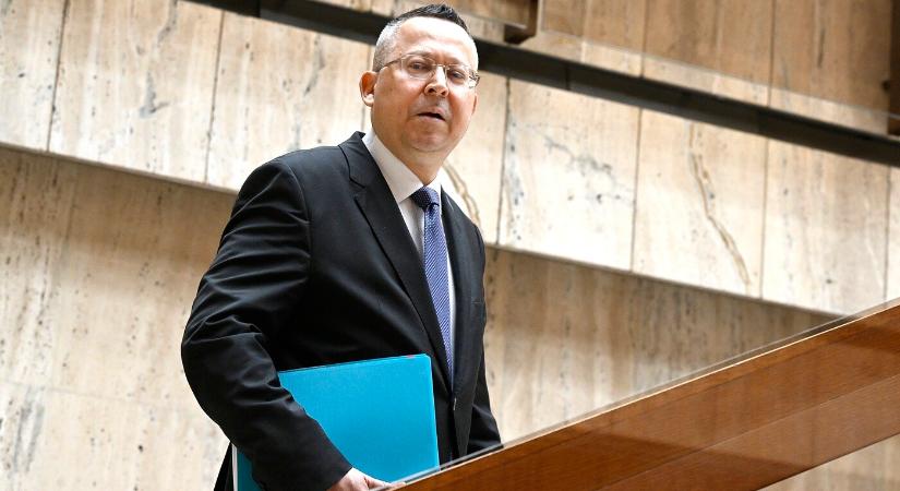 Újabb konszolidációs kört tervez a pénzügyminisztérium