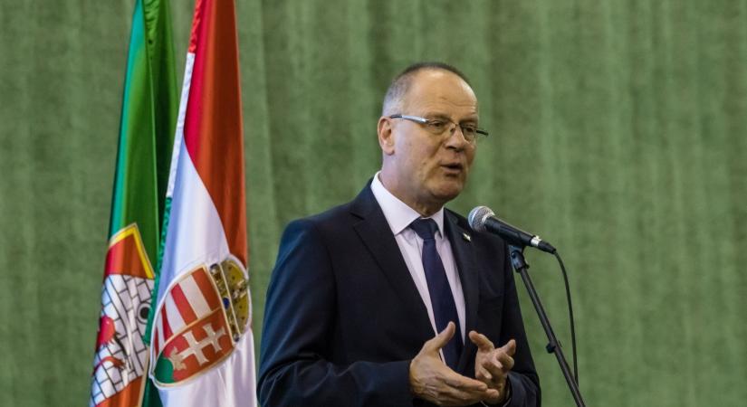 Navracsics Tibor: Egy évfolyam lép most előre az életben, és hogy nemzedékké válnak-e, azokon múlik, akik összegyűltek ünnepelni