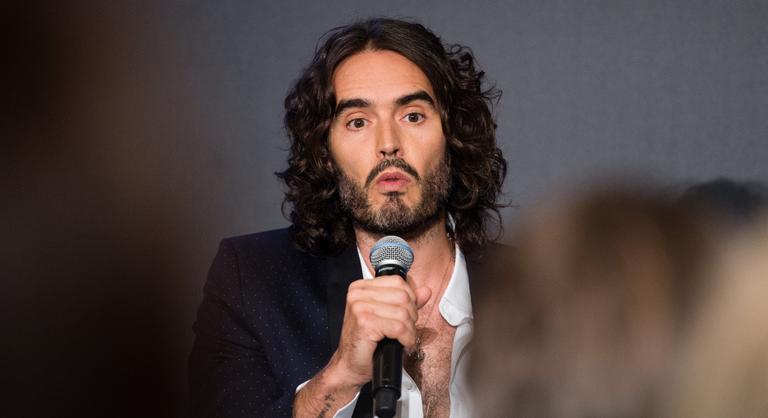 Újabb részletek derültek ki a nemi erőszakkal vádolt Russell Brand ügyében