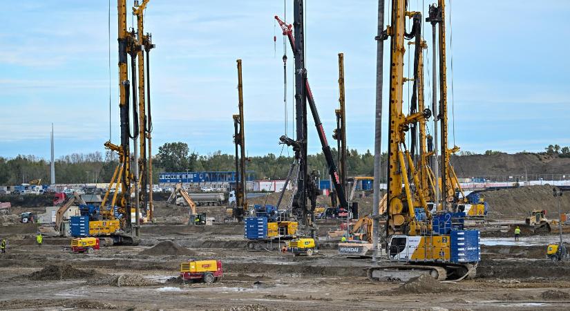 Sok, a paksi atomerőmű bővítésének építkezéséről elküldött dolgozó a fizetését sem kapta meg az orosz munkáltatótól